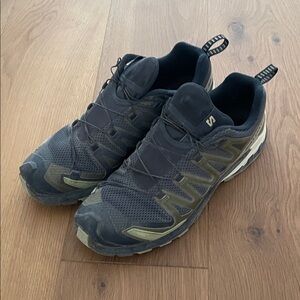 Men's Salomon sneakers